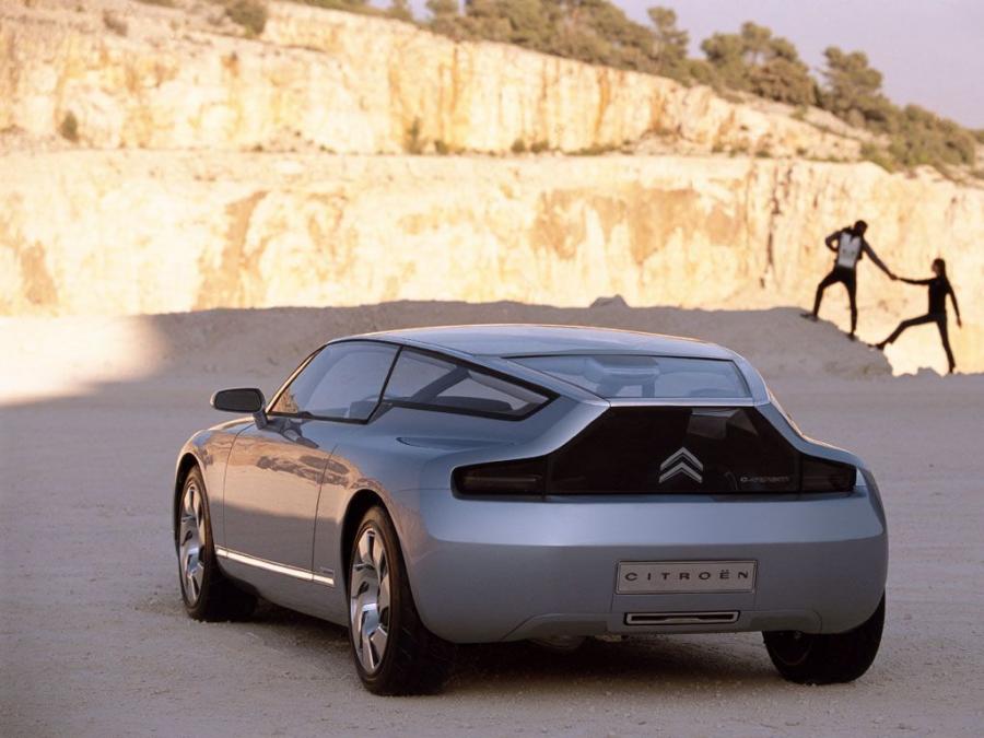  Citroen C-Airdream Concept 2002 года  (фото 13 из 73)